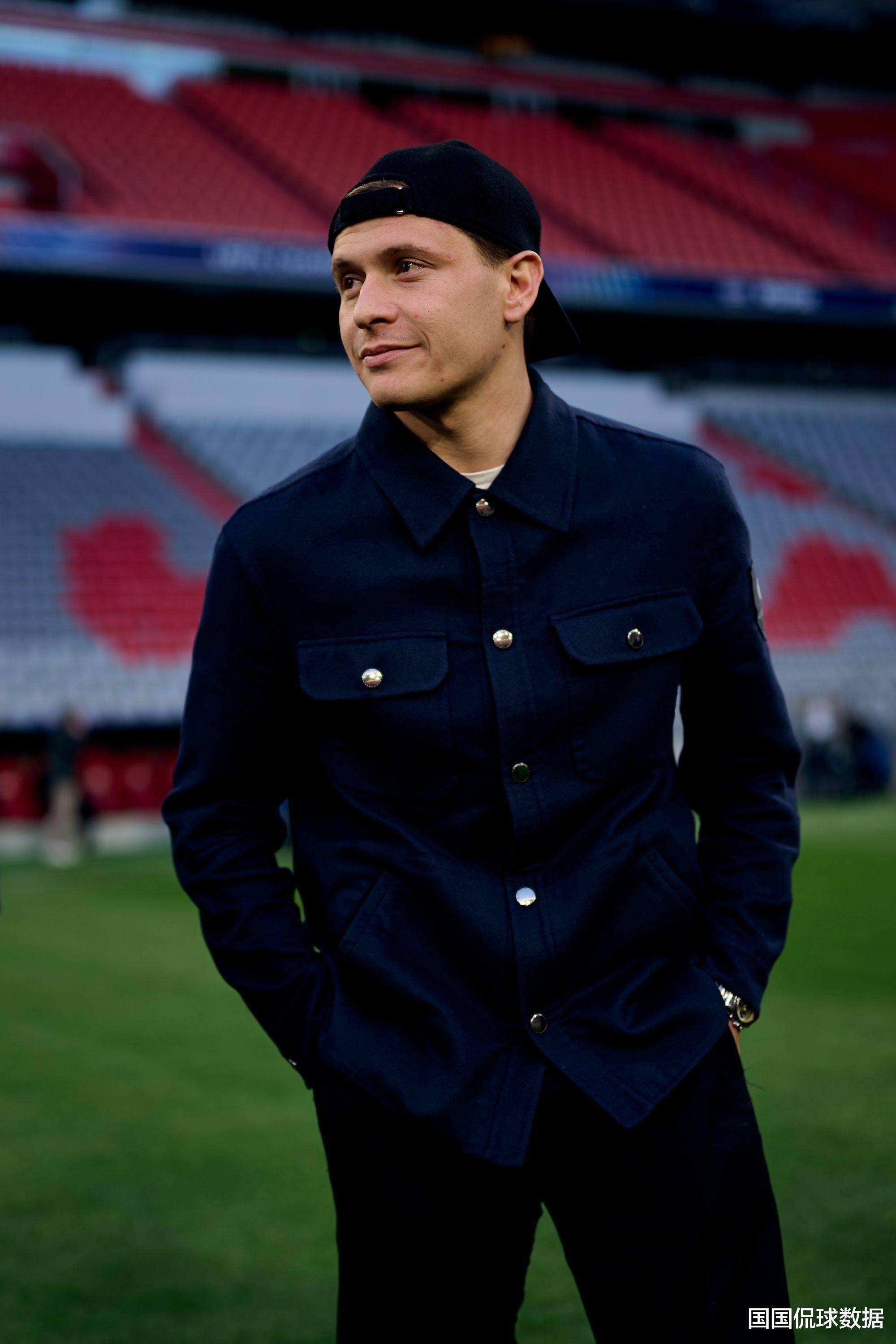 开云体育官方入口页面-包含意大利杯今夜再迎强敌；拜仁慕尼黑单刀错失；主帅态度——悬念犹存；球队文化再被提及的词条